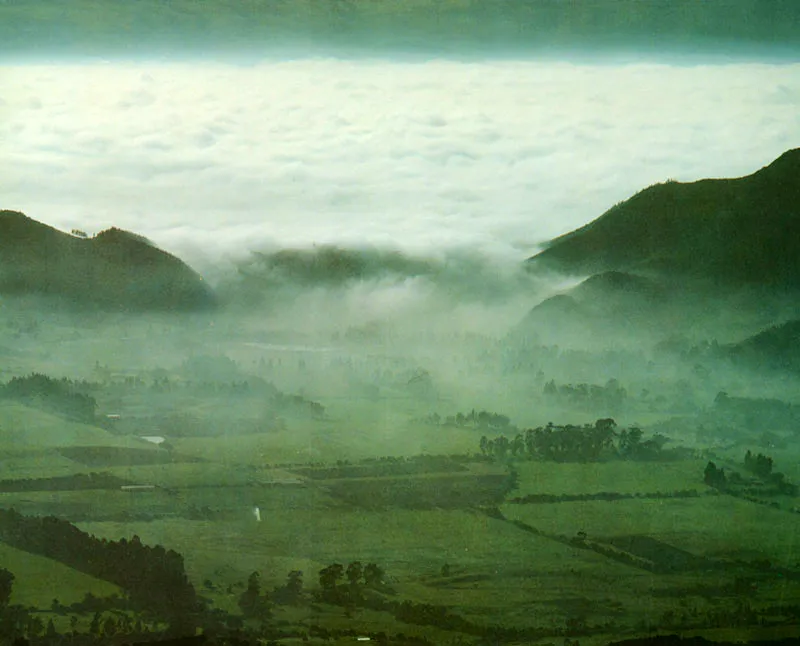 La niebla entrando por el boquern de Fagua. Juan Ramn Giraldo Arciniegas