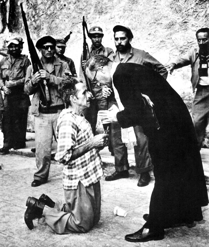 Antesala de un fusilamiento en proximidades de Matanzas. La revolución acaba de llegar a Cuba. (Andy López, 1959).