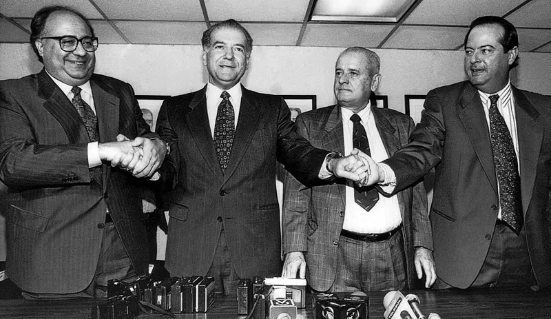 Los tres precandidatos a las elecciones primarias del partido Copei: Eduardo Fernández, Oswaldo Álvarez Paz y Humberto Calderón Berti, 25-4-93. En seg
