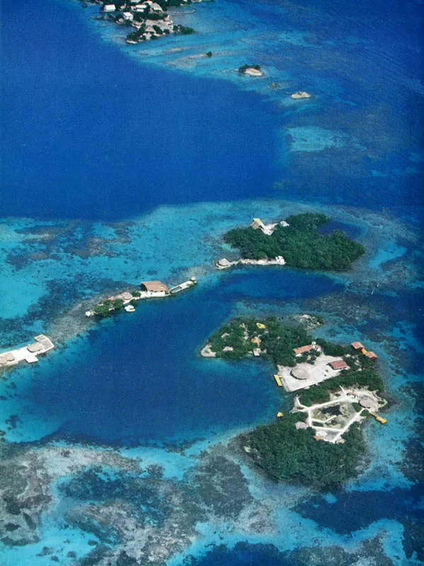 Isla del Rosario, parque nacional natural por la belleza de sus corales. 