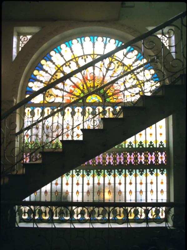 Palacio Echeverry, vitral escalera interior. Diego Samper