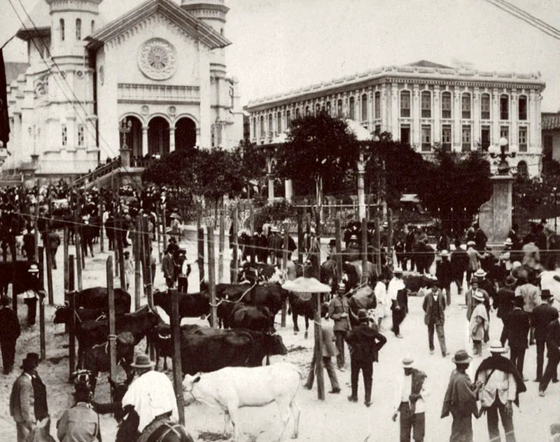 Primera Catedral hacia 1920. 