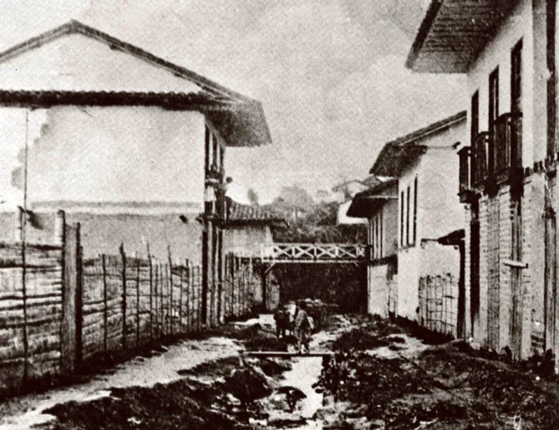 Calle del Puente de los Suspiros. 