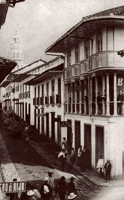 Calle 13 con la primera Calle Real.  1910 aproximadamente.  