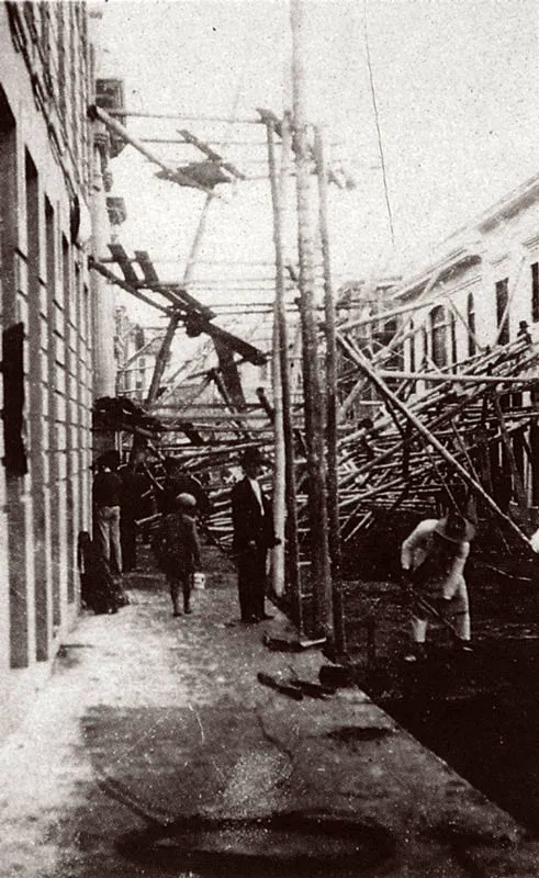 Secuencia fotogrfica de la reconstruccin de la ciudd a partir del ao de 1925. 