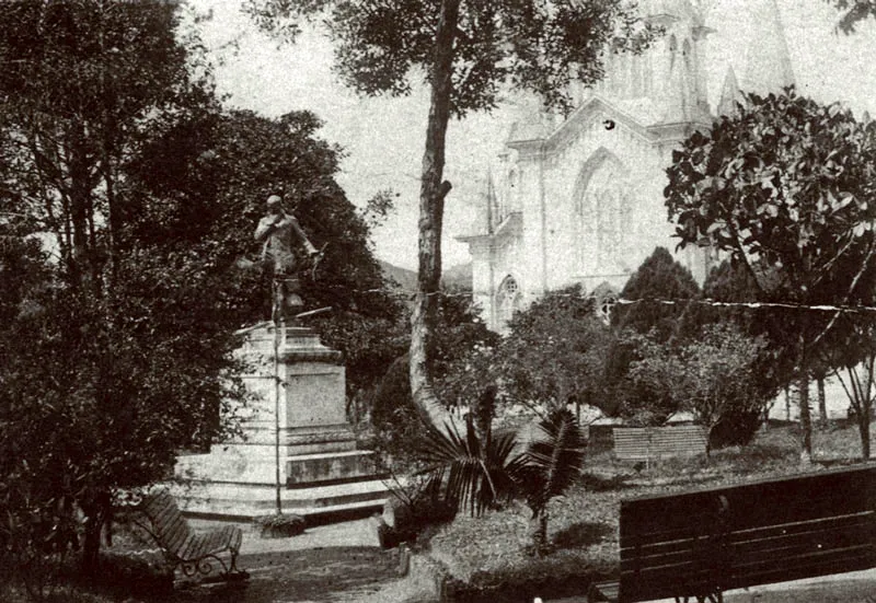 Plaza de Caldas 