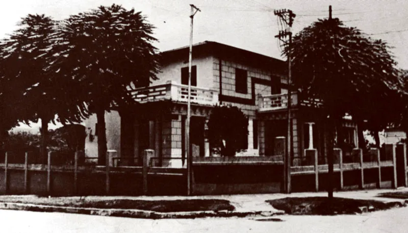 Casa de Arturo Zapata, barrio Versalles.  