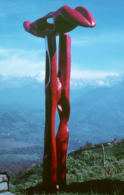 LA CANCIN DEL VIENTO. Ebano y bronce. 1975. 