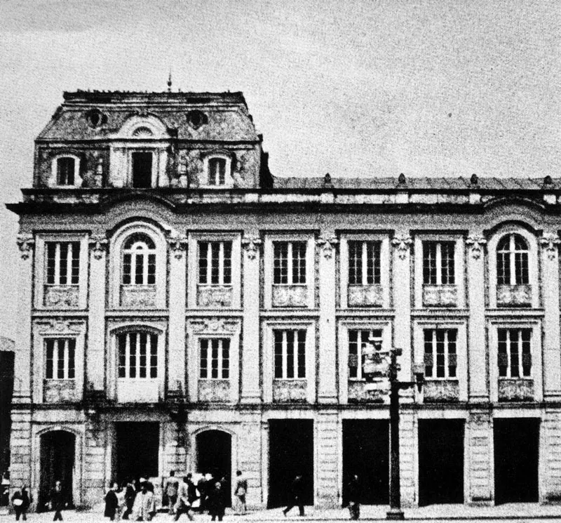 Vista parcial del edificio de la alcalda distrital, sobre el costado occidental de la Plaza de Bolvar. 