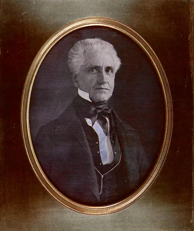ATRIBUIDO A LA GALERIA DEL
DAGUERROTIPO.
José Joaquín Mosquera. 1848c. Daguerrotipo.
16.1 x 14.6 cm.
Colección Museo Nacional, Bogotá.