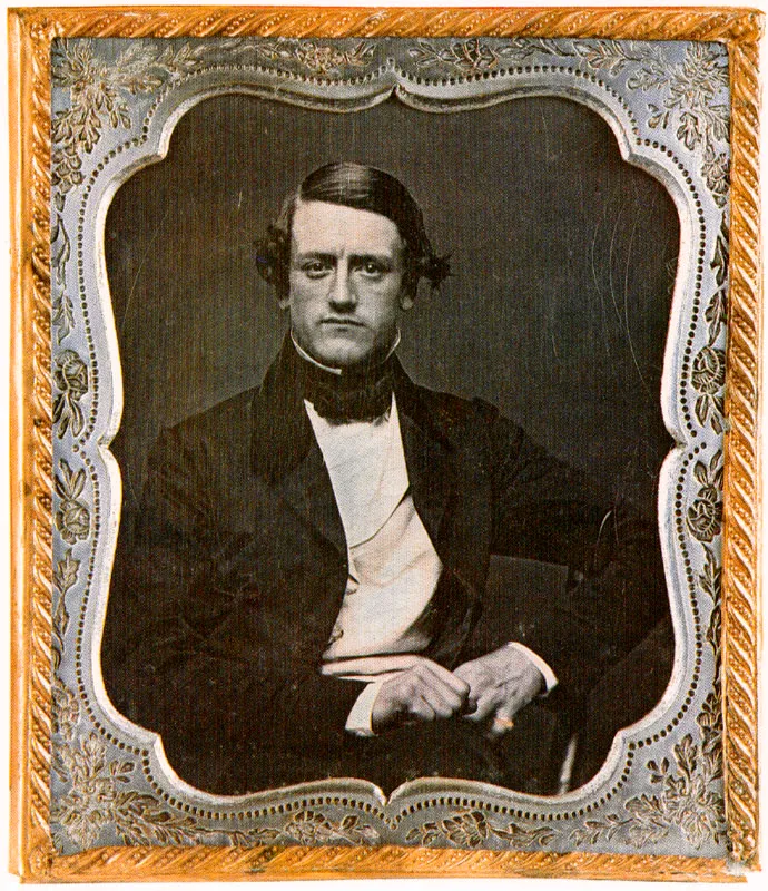 ANONIMO. Alejandro Fraser. 1858c. Daguerrotipo. 8.4 x 7.2 cm. Colección Museo Nacional, Bogotá.