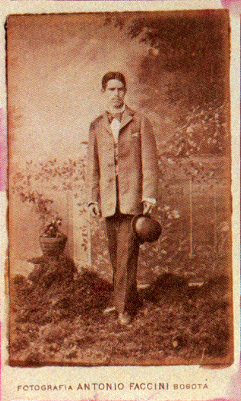 ANTONIO FACCINI. José Tavera. 1882. Bogotá. Copia en albúmina. 9.0 X 5.6 cm. Propiedad particular, Bogotá.