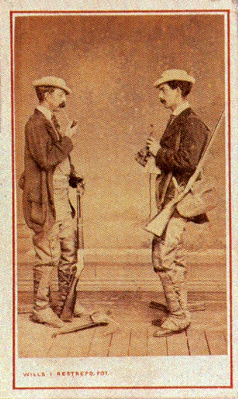 WILLS & RESTREPO. Retrato de dos hombres, 1860c. Medellín. Copia en albúmina. 9.0 X 5.5 cm, Propiedad Margarita García de Ramírez, Marinilla.
