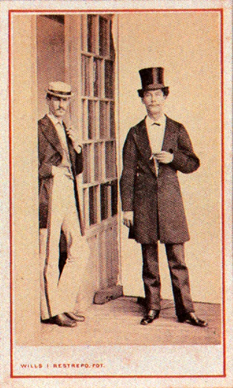 WILLS & RESTREPO. Retrato de dos hombres. 1862c. Medellín. Copia en albúmina. 9.0 x 5.5 cm. Propiedad Pilar Moreno de Angel. Bogotá.