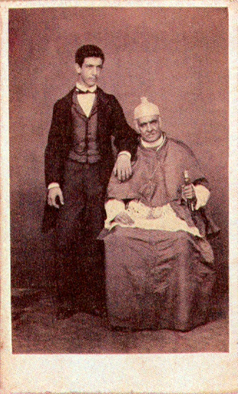 ANTONIO MARTINEZ DE LA CUADRA. Retrato de sacerdote y joven. 1863C. Cartagena. Copia en albúmina. 9.0 x 5.7 cm. Colección Academia Colombiana de Historia, Bogotá.