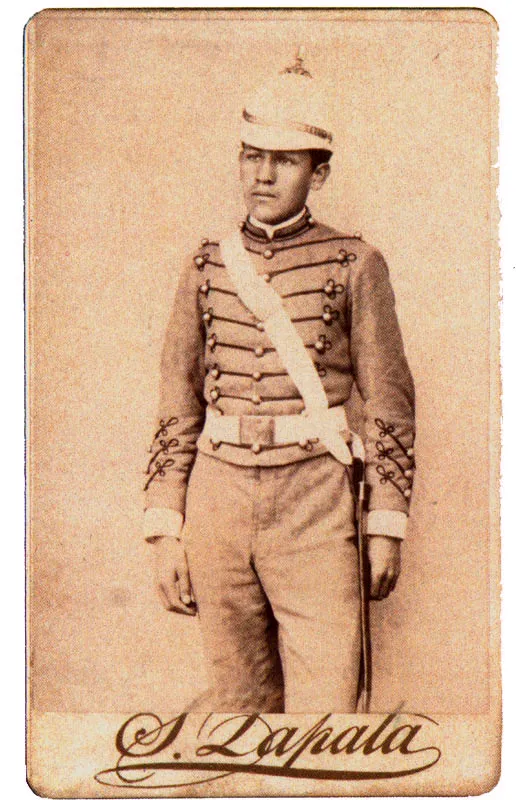 A.J. BRAVO. Embolador. Medelln. 1870c. Copia en albmina. 9.1 x 5.5 cm. Propiedad Jorge Langlais, Bogot. 