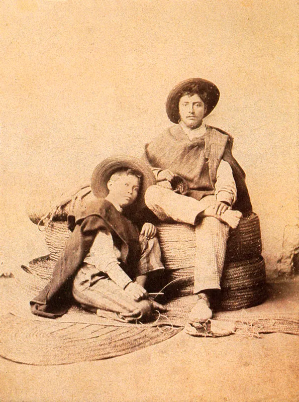 ULIO RACINES. Tipo de Indios Estereros. Bogotá. 1882c. Copia en albúmina posteriormente transladada a xilografía para ser publicada en el Papel Periódico Ilustrado. Copia en albúmina. 20.6 x 14.8 cm. Propiedad Jorge Langlais, Bogotá.