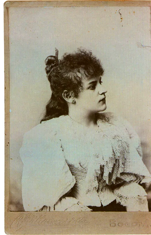 RAFAEL VILLAVECES. Retrato femenino. Bogotá. 1885c, Copia en gelatina. 14.6 x 10,2 cm. Propiedad particular, Bogotá.