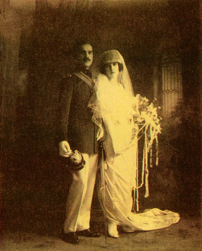 J.N. GOMEZ. 
 Retrato de matrimonio. Bogot. 1922.
 Copia en gelatina. 25.7 x 20.3 cm.
 Propiedad particular, Bogot. 