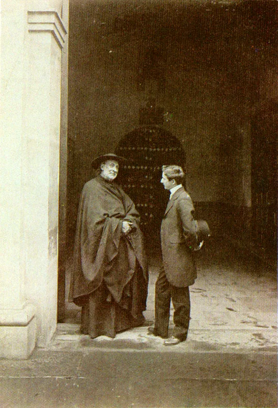 PEDRO OSTAN DE LAFONT. Rafael Almanza y Jorge Bayona Posada. Bogotá. 1915c. Copia en gelatina. 15.2 x 10.2 cm. Propiedad Clara Nieto de Ponce de León, Bogotá.