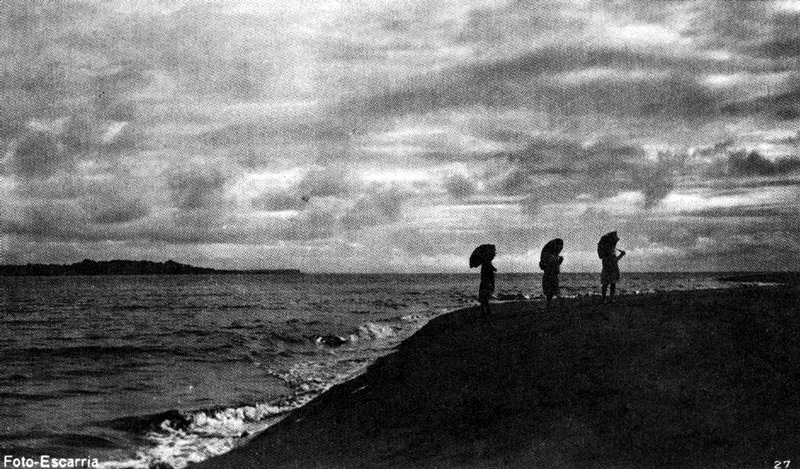 FOTO ESCARRIA.  Balneario de Bazn. Buenaventura, 1935c. Copia en gelatina. 7.6 x 12.9 cm. Propiedad Miguel H. Rozo, Zipaquir. 