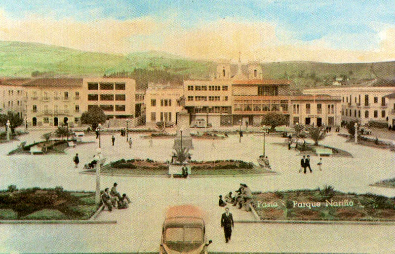 Parque Nariño, Pasto. 1935c.
Copia en gelatina iluminada.
9.1 X 14.0 cm.
Propiedad particular, Bogotá.