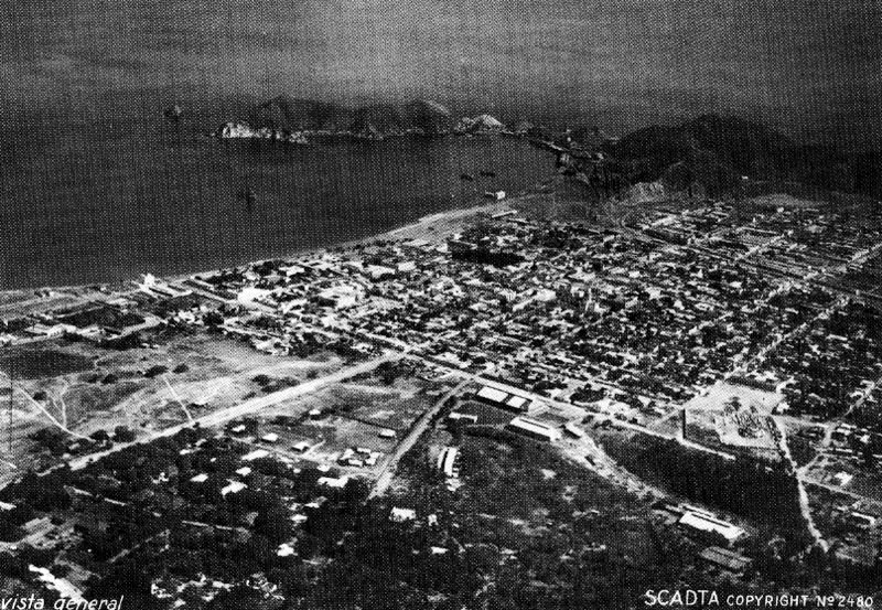 SCADTA.  Santa Marta, vista general. 1930c. Copia en gelatina. 10.8 x 17.1 cm.
Propiedad Avianca, Bogot.  