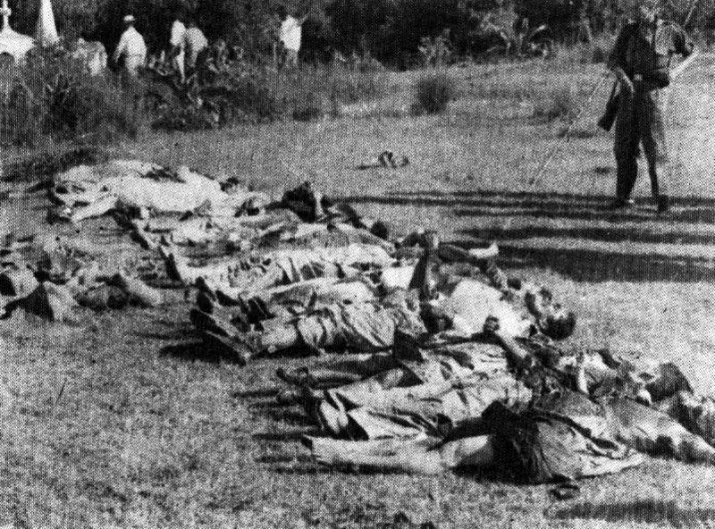 LUIS GAITAN. Grupo de campesinos asesinados. Tolima, 1953. Copia reciente. Archivo LUNGA, Bogotá.