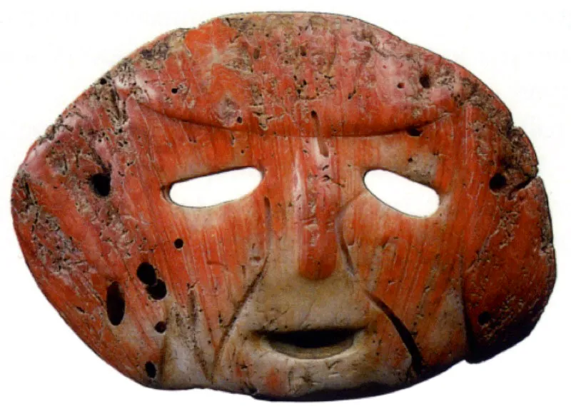 Máscara antropo-
morfa elaborada en concha
marina, característica del
contexto ritual de la
región Tumaco?La Tolita.