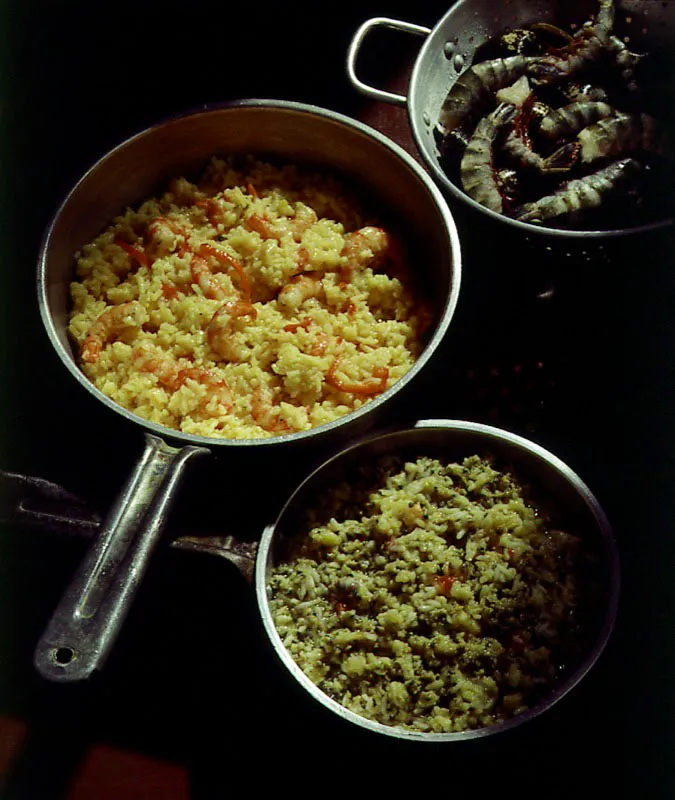 Arroz con camarones y arroz con chipi-chipi. 