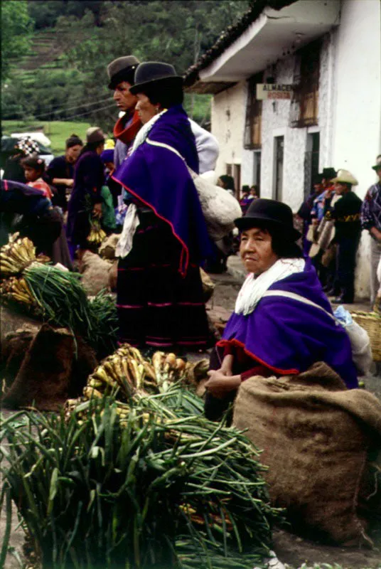 Indígenas Guambianos de Silvia, Cauca.