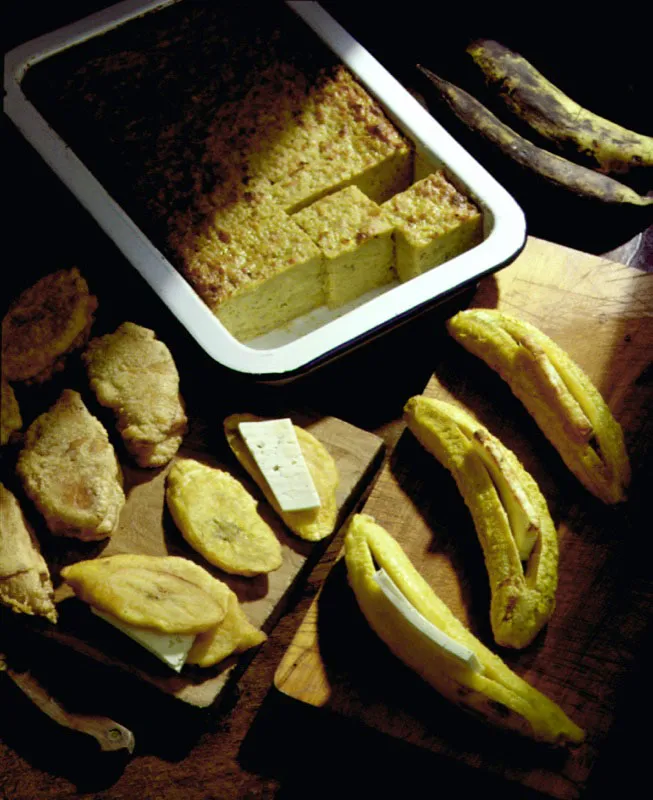 Torta de maduro, Plátano asado con queso y Aborrajados.