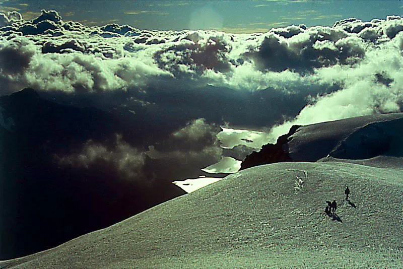 Descenso Pico La Reina. Sierra Nevada de Santa Marta. Cristóbal von Rothkirch
