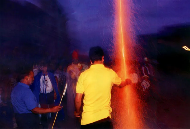 Plvora para el carnaval del Diablo. Riosucio, Caldas. Jeremy Horner