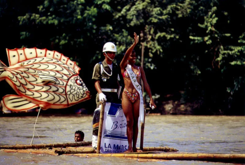 Al evento acude el Caribe colombiano isleño de San Andrés, Providencia y Santa Catalina, con sus propias danzas; también llega para bailar el sanjuanero, recitar el coral y compartir la musicalidad del habla
y galanura de sus gentes. Jeremy Horner
