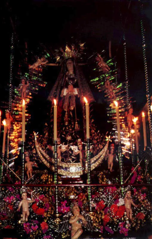 Magnificencia barroca de oro y plata en la Semana Santa. Popayán, Cauca.
Jeremy Horner