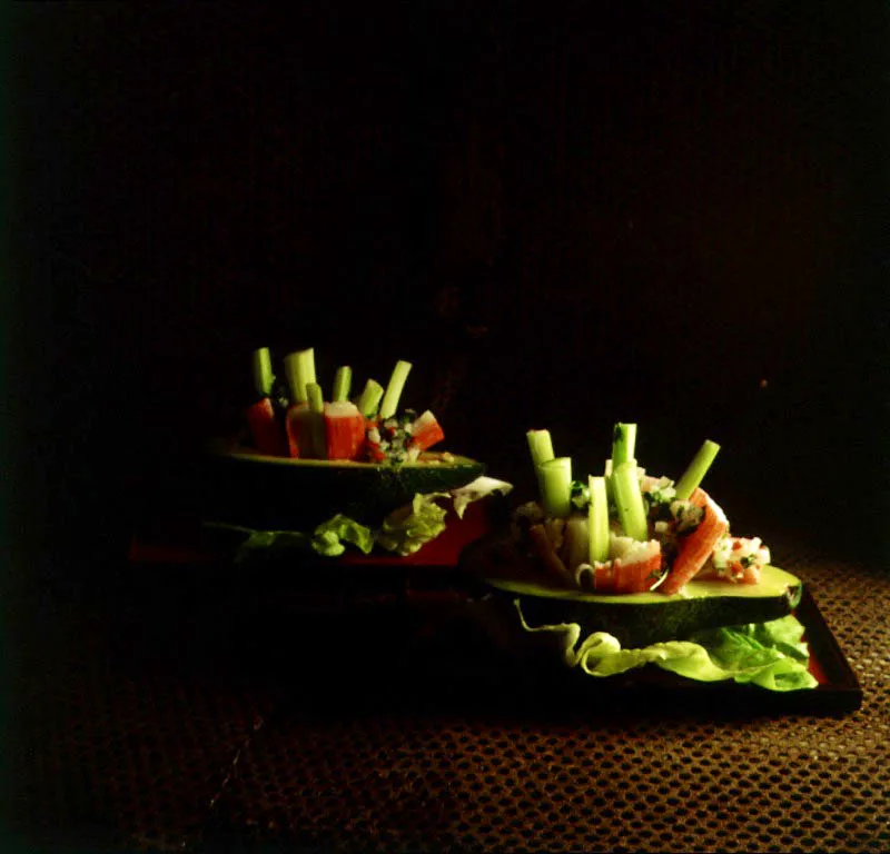 Aguacate con Palmitos de mar.