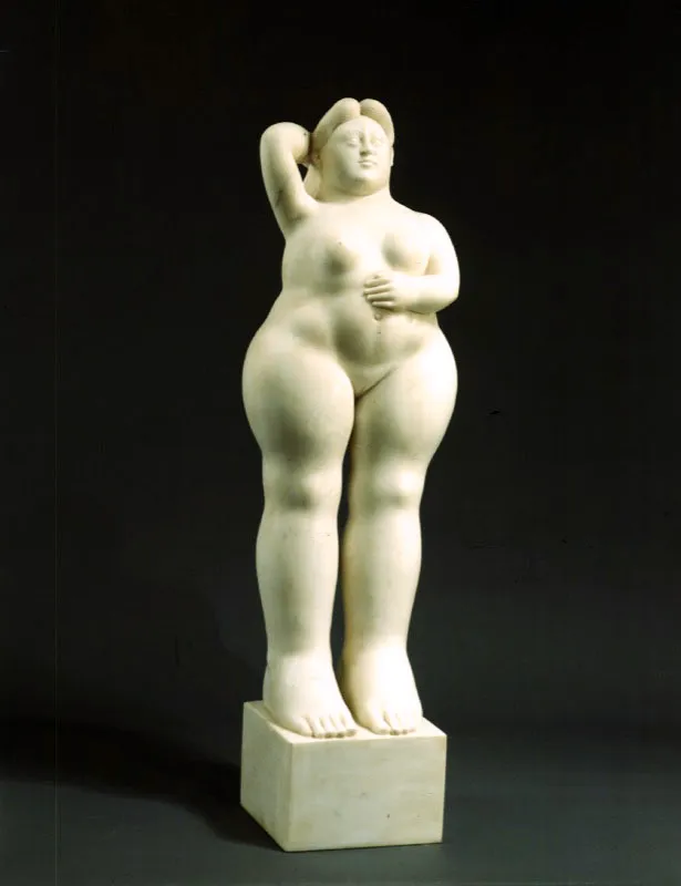 Mujer de pie.  
1989.  
Mrmol, nica.  
121 x 38 x 30,5 cm.  