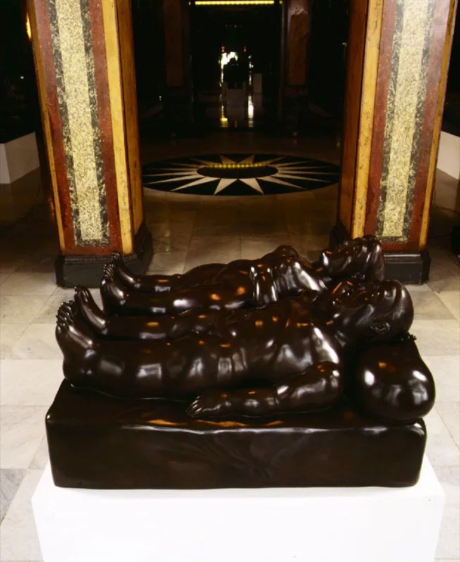 Insomnia.  
1990.  
Bronce.  
71,2 x 138,5 x 119,7 cm.  
Casino de Montecarlo. 1992 