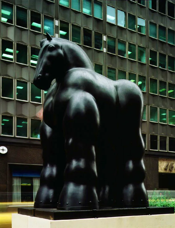 Caballo.  
1992.  
Bronce, edicin de 3.  
287 x 175 x 230 cm. 
Park Avenue, Nueva York. 1993   