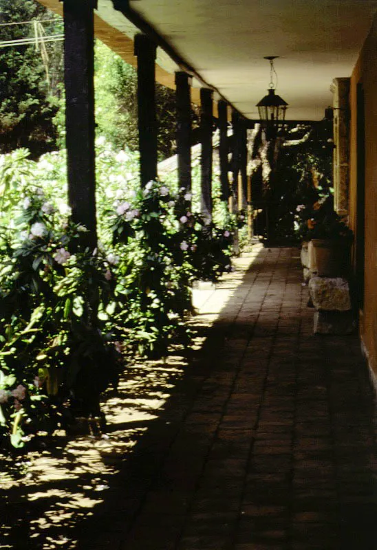 El Salitre, Bojac, Cundinamarca. Extensamente reconstruida y reformada a fines del siglo XIX. 