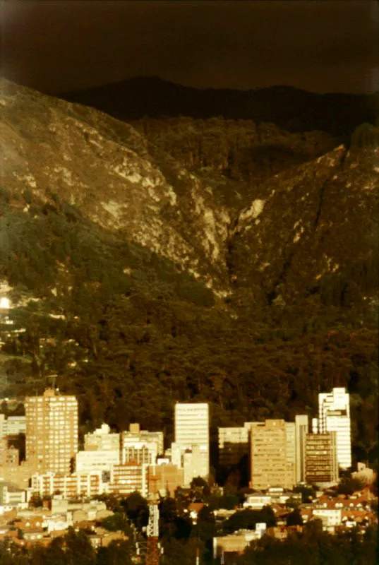 El sector de la calle 39, con el Parque Nacional y los cerros al fondo.
 