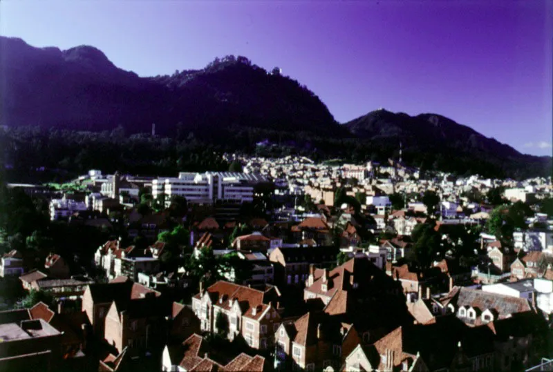 Los cerros desde el barrio de conservacin de La Merced.
 