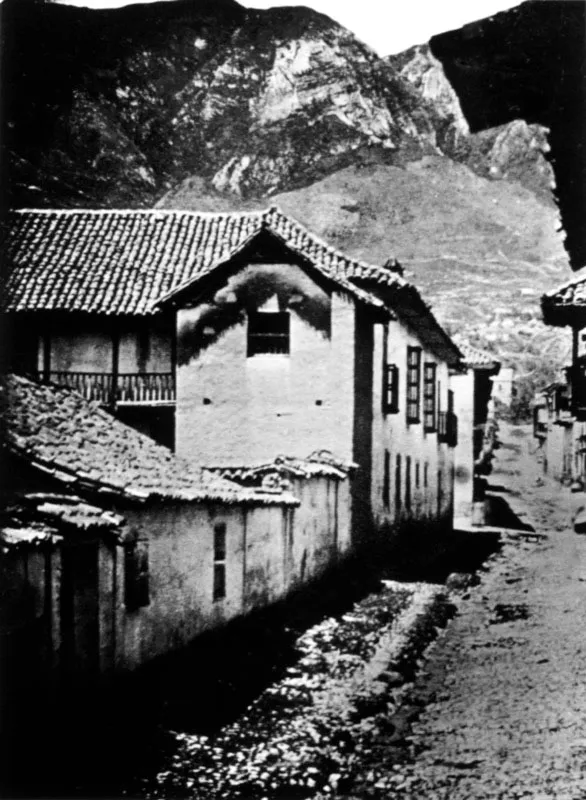 Calle del Observatorio, Bogot. 1842. 
(Primer daguerrotipo tomado en Colombia). Jean Baptiste Louis Gros. 