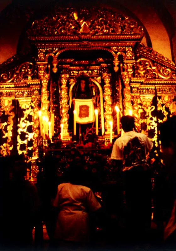 Paso de La Vernica, en el interior del templo de La Ermita.
 