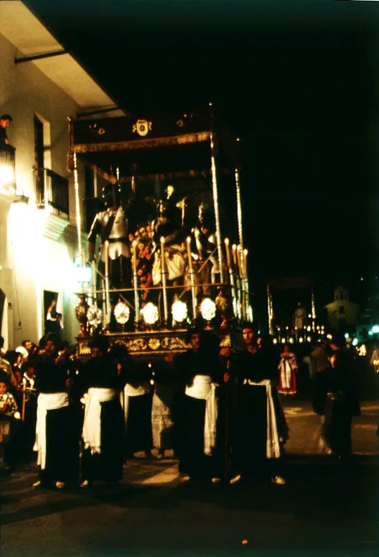 Paso de los Azotes, de la procesin del Jueves Santo, y paso de La Vernica, de la procesin del Martes Santo. 
 