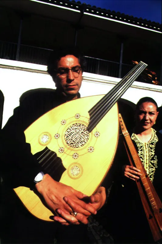 El laúd es uno de los muchos y variados instrumentos antiguos que han estado presentes en el Festival.