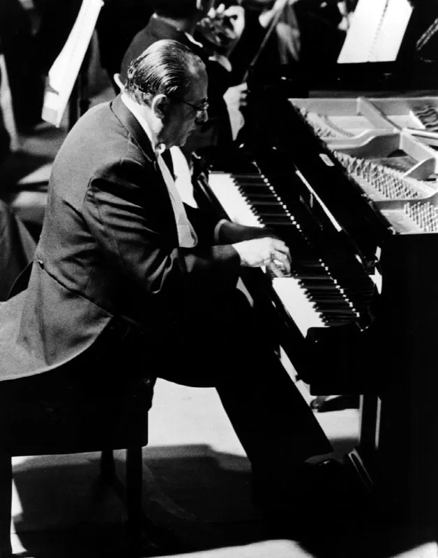 Concierto de el pianista Harold Martina, en la iglesia de La Encarnacin. 
 