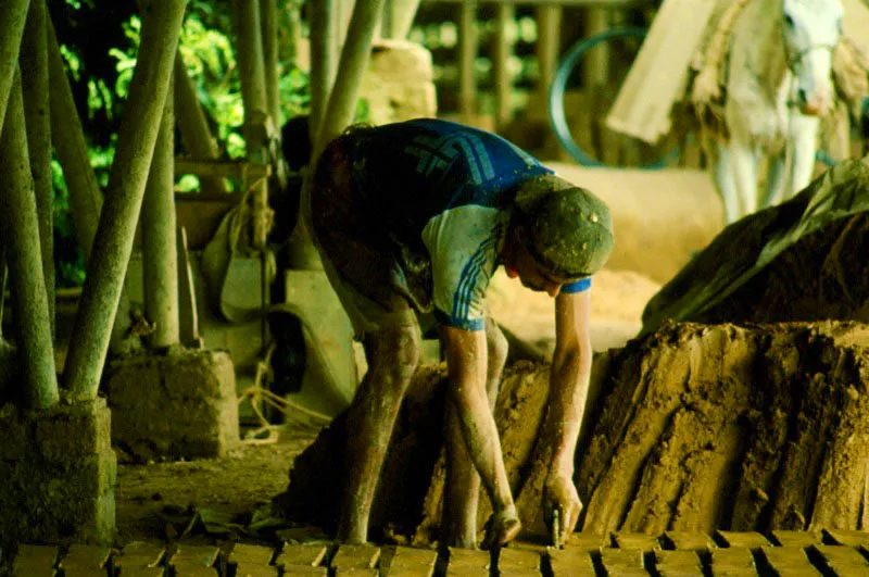 Ladrillera artesanal. Chinchin, Caldas. Jos Fernando Machado