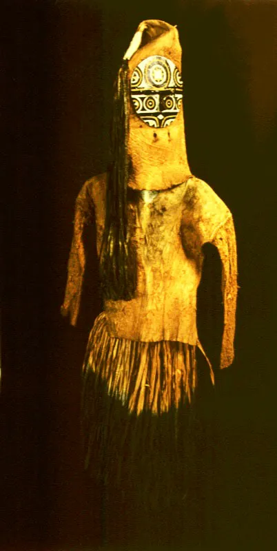 Traje ceremonial elaborado con corteza de Ficus glabrata y maderas livianas como balso, Ochroma sp., por parte de indígenas Tikunas y Makunas . Amazonía colombiana .